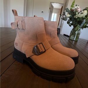 UGG Ashton Short waterproof